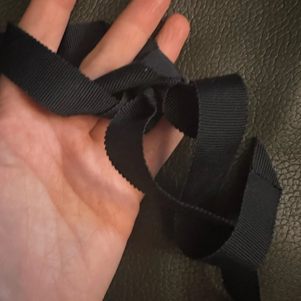 J Crew Navy Blue acrylic Chain Necklace 53 Inch Adjustable - Picture 4 of 4